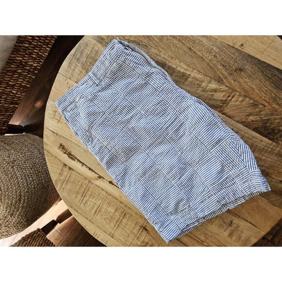 L.L Bean Favorite Fit Women Seersucker Patchwork Bermuda Shorts Size 20W - Picture 6 of 8